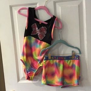 Girls dance / gymnastic wear
